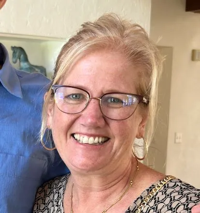 Tami Lange portrait
